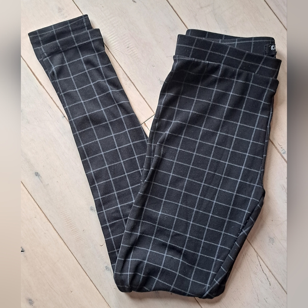 Black and Grey Check Leggings